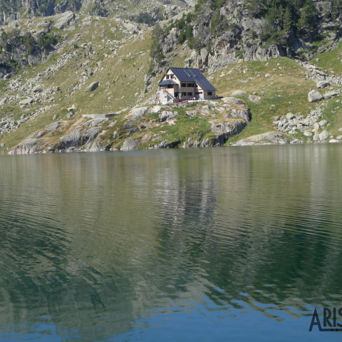 Refugio Coiomers en la ruta de los 7 lagos del Circ de Colomers