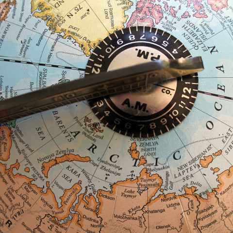 Sistema de Coordenadas Geográficas: Longitud y Latitud (Imagen de bluebudgie en Pixabay)