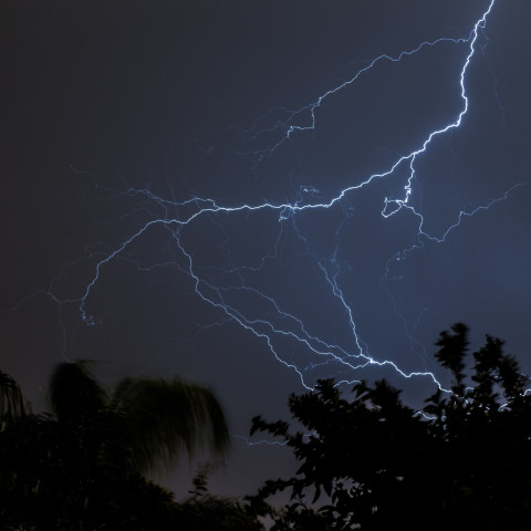 Tormenta eléctrica