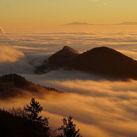 Mares de nubes