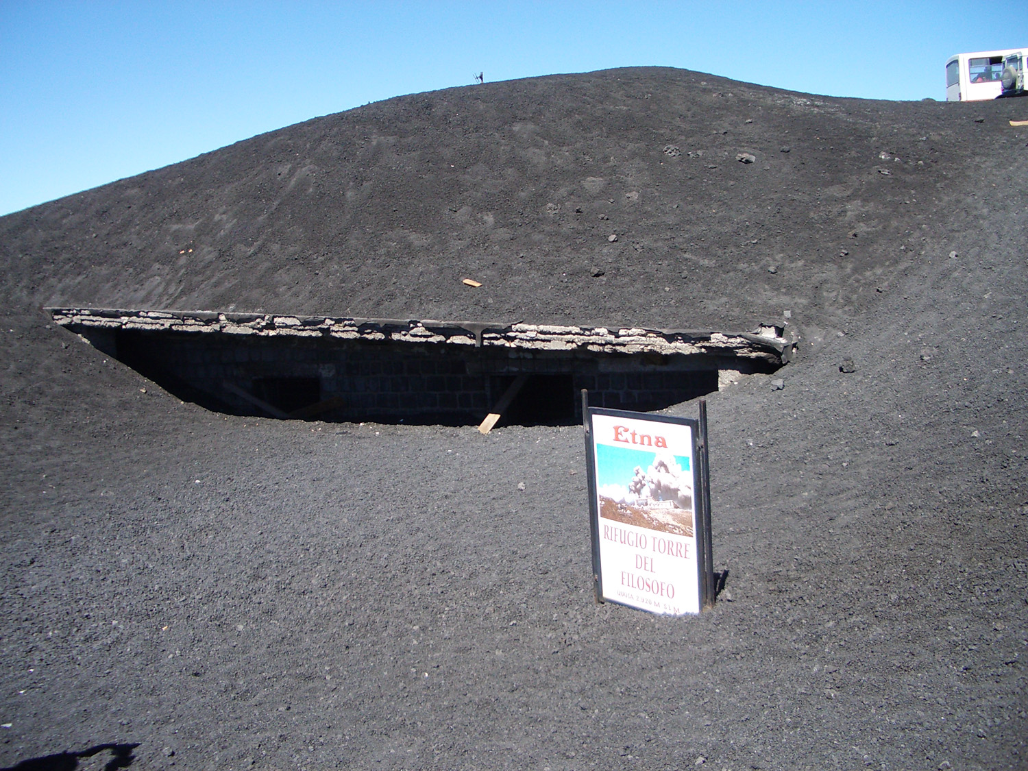 Etna - Refugio Torre del Filósofo