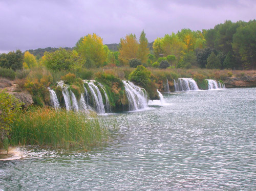 Lagunas de Ruidera - Cascada en laguna Redondilla