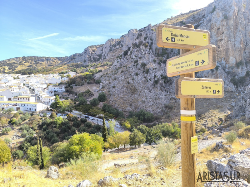 Cruce antes de Zuheros