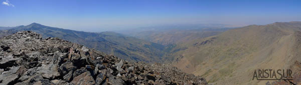 La Vereda de la Estrella vista de la Alcazaba