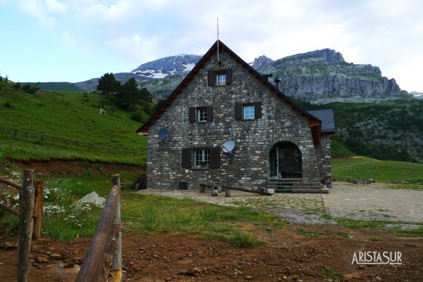 Refugio de Lizara