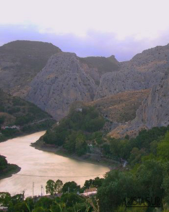  embalse y Desfiladero de los Gaitanes