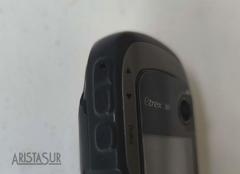 Botón rajado en GPS Garmin eTrex
