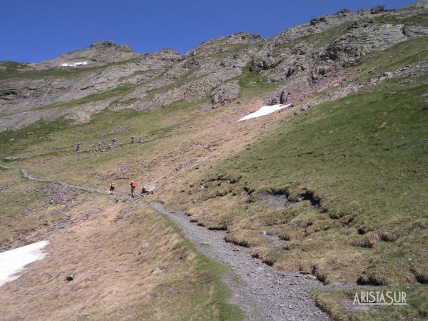 Inicio de la subida desde el Portillón de Benasque